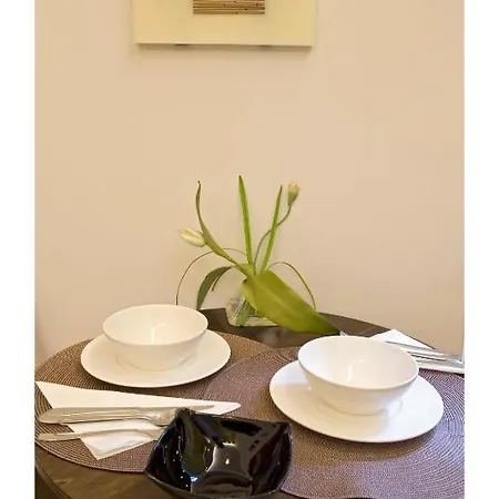 Daphne Trevi Apartament *